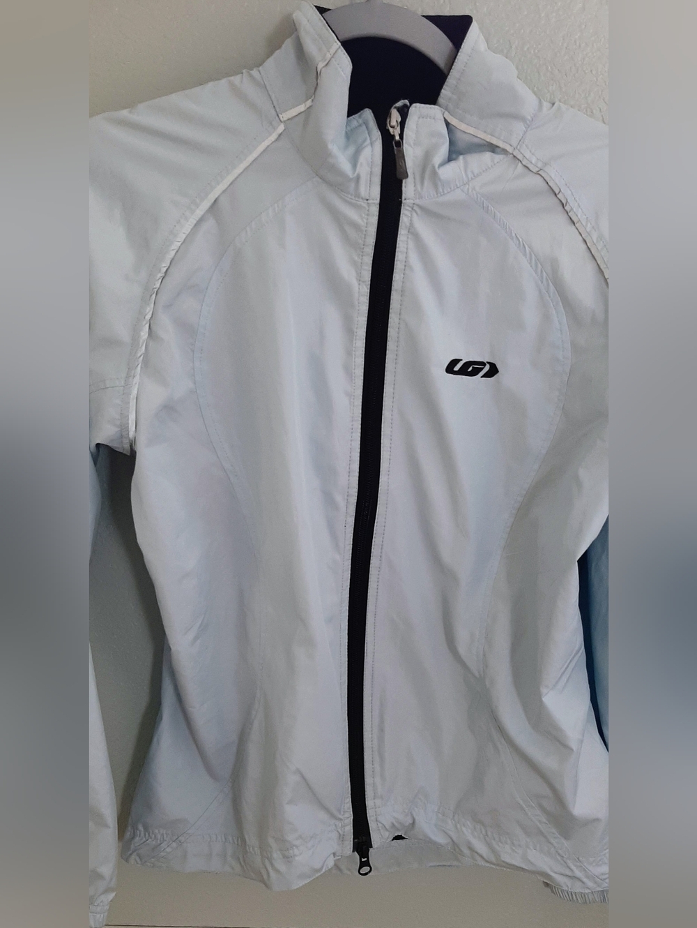 Light Blue Women's Cycling Jacket by Louis Garneau - Front Zip